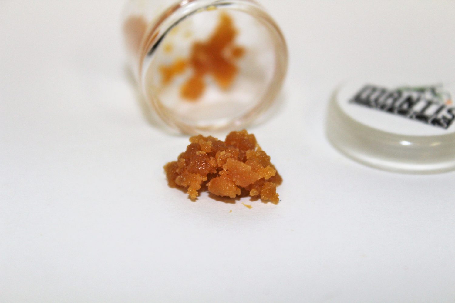 Product Spotlight: Mantis Extracts Sugar Wax and Other Dabs To Try This November