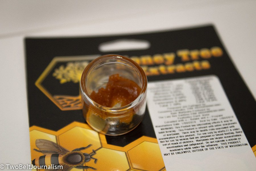 A Real Review Of Honey Tree Extracts Powder Hound Strain