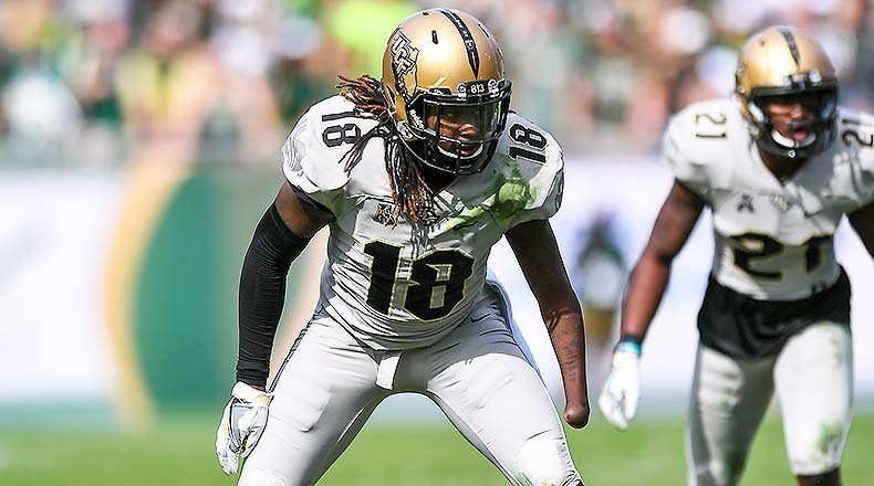 Shaquem Griffin Dominates On and Off The Football Field With One Hand